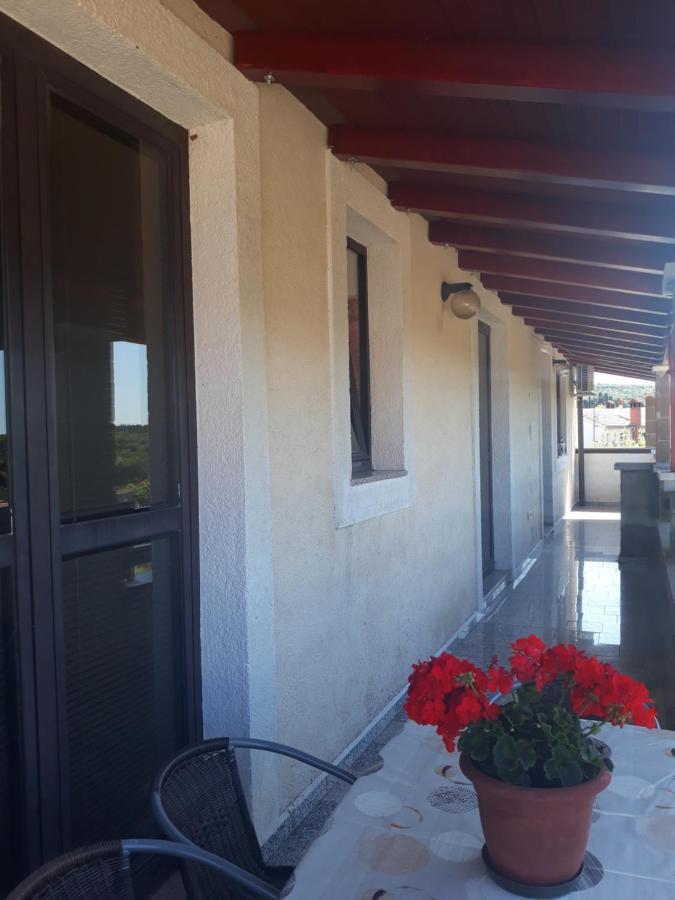 Apartment Nela Bale Εξωτερικό φωτογραφία