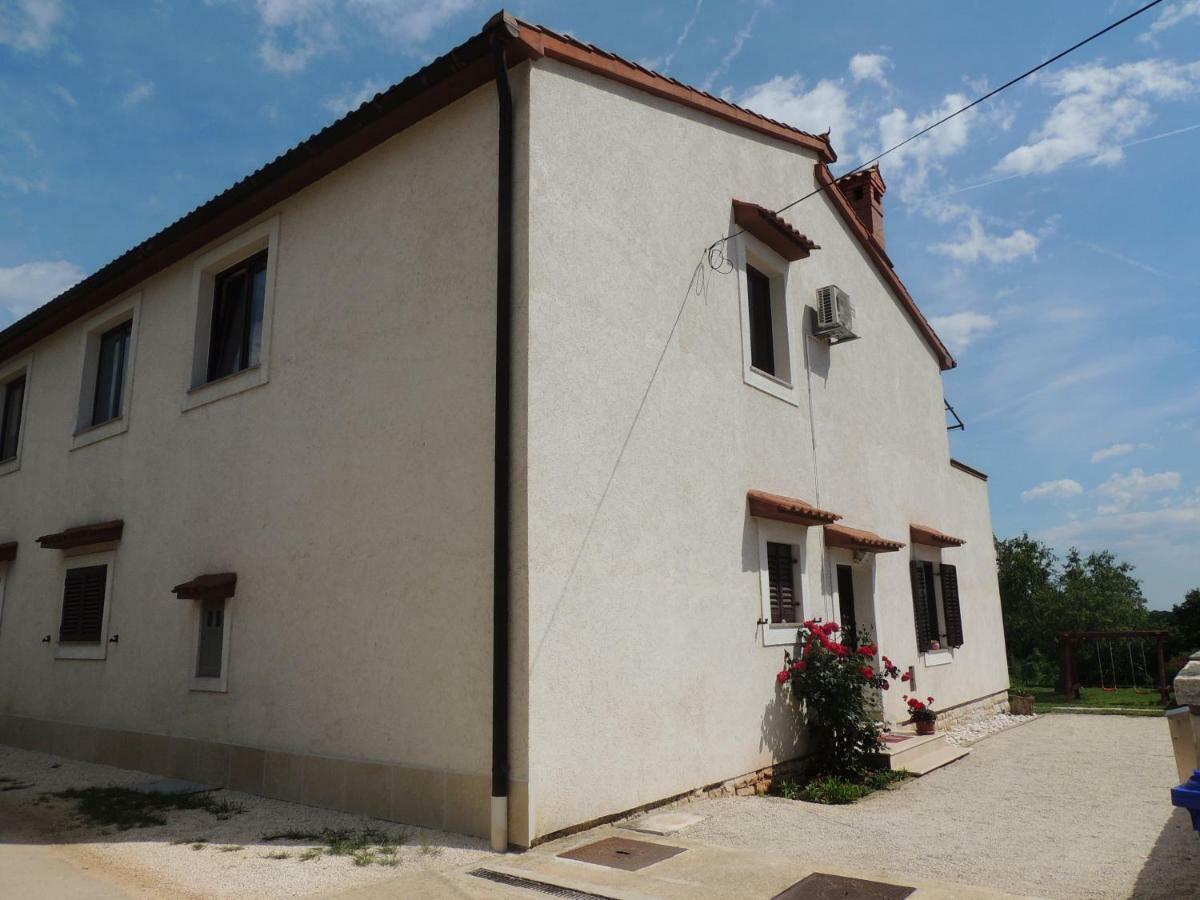 Apartment Nela Bale Εξωτερικό φωτογραφία